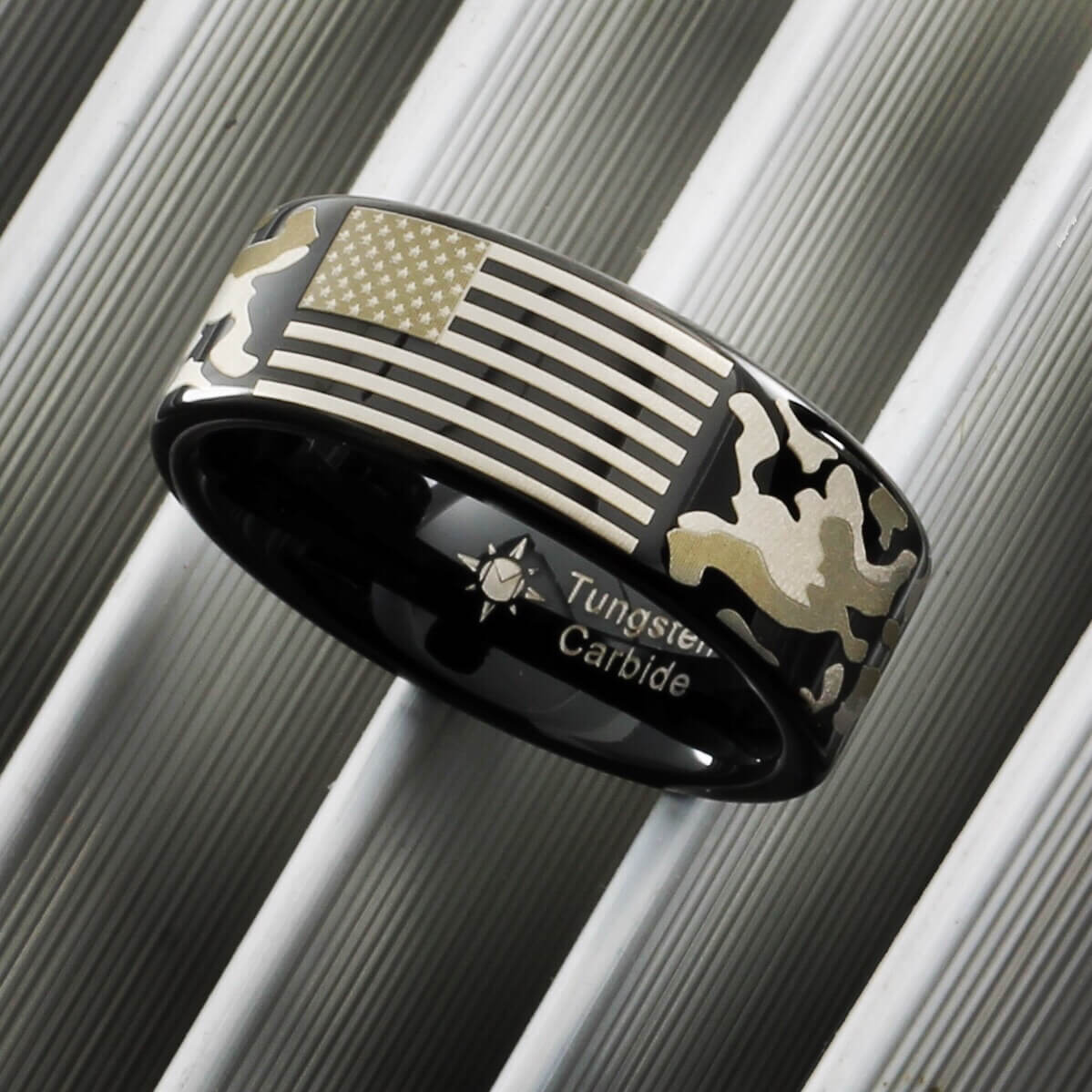 flag with camo pattern tungsten ring with heat sink background