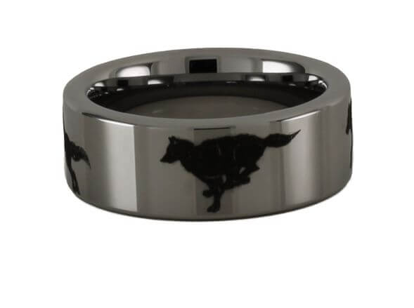 Running Wolves Tungsten Carbide Ring