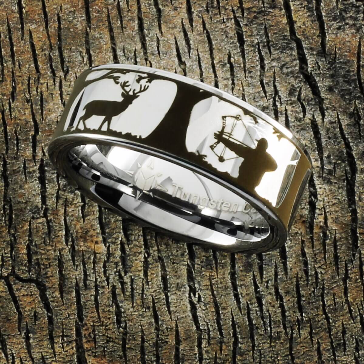 Tungsten Carbide Bowhunting Scene Ring