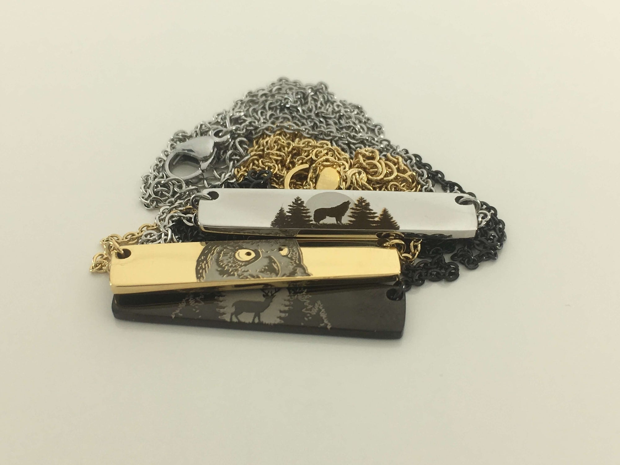 Custom Outdoor Bar Pendant Necklace