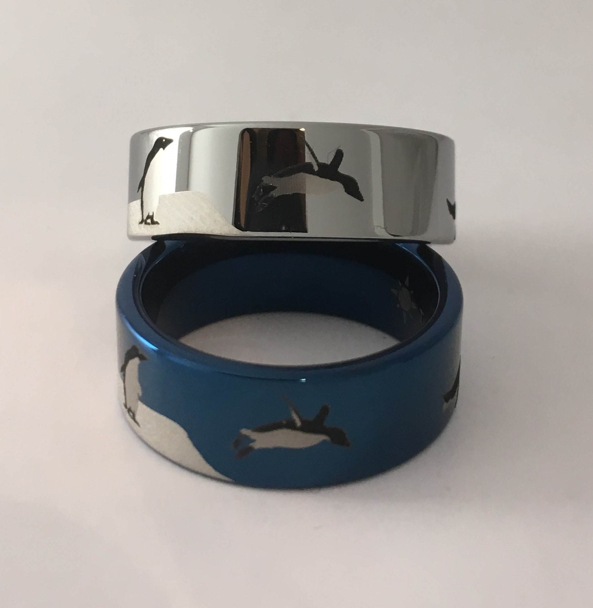 Tungsten Carbide Penguin Scene Ring