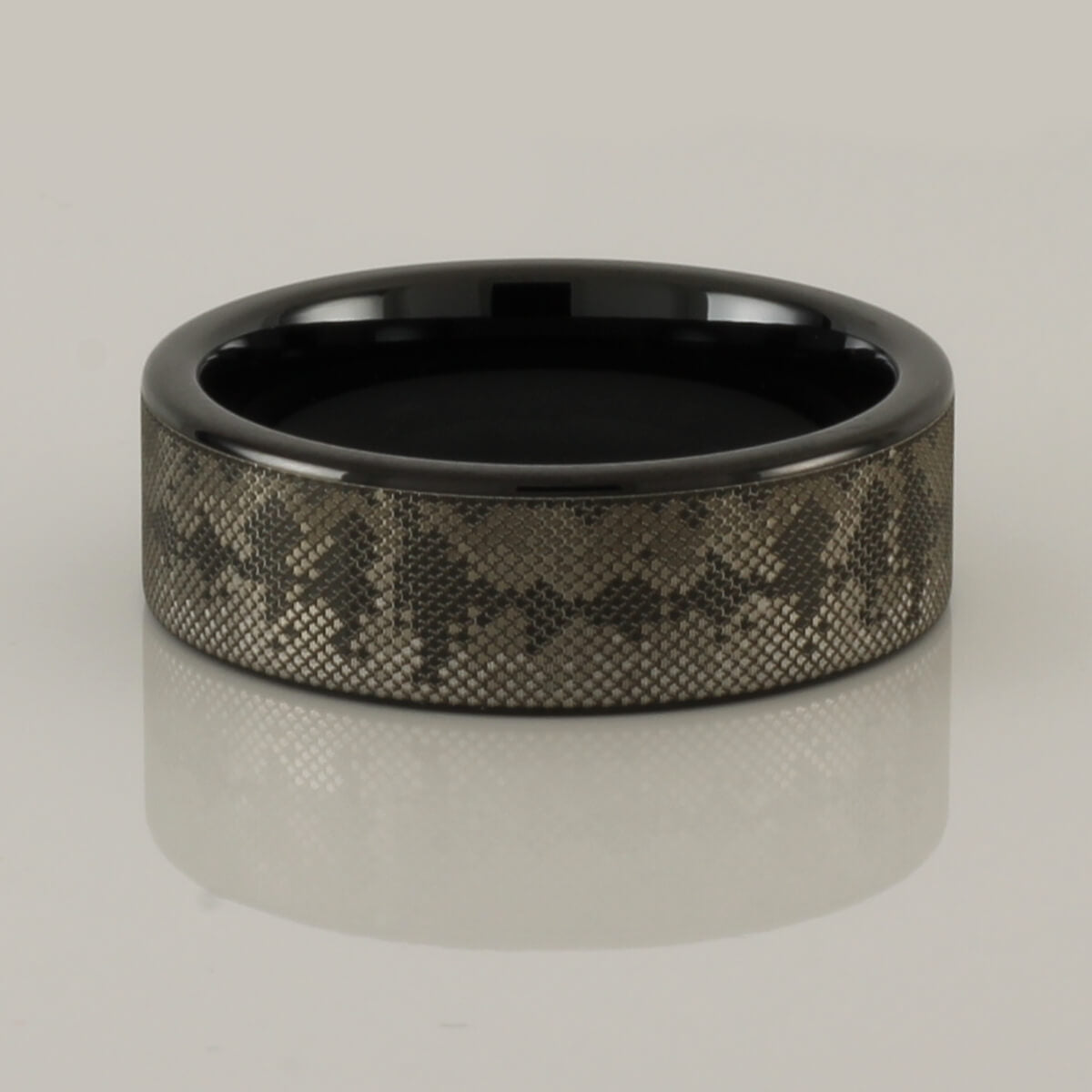 Bass Pattern with Crossed Hooks Tungsten Ring